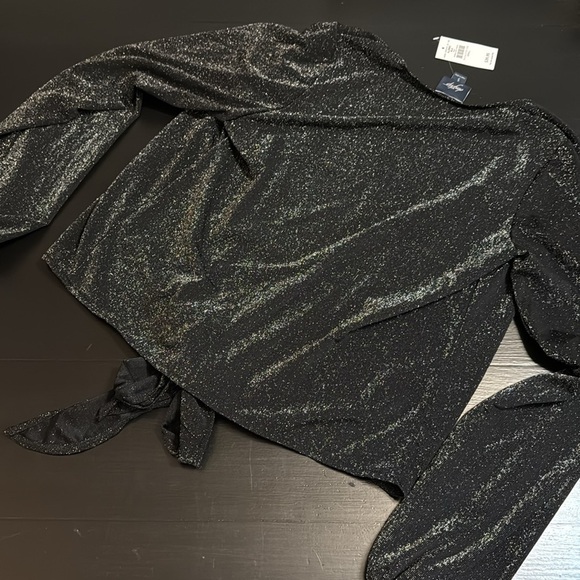 Daytrip Sparkly Black Wrap Top new with tags - Picture 5 of 5